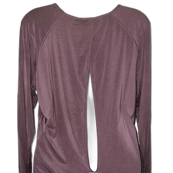 LULULEMON "CINCH ARCTIC" PLUM DEEP STRETCH LONG SLEEVE TOP SIZE 12 - Picture 9 of 12
